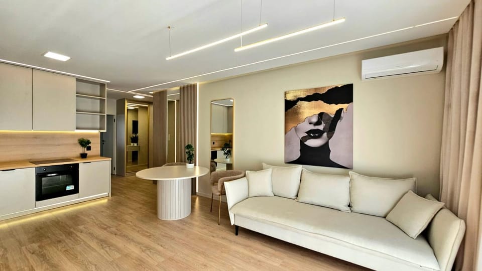 Kitchen or kitchenette, Living room