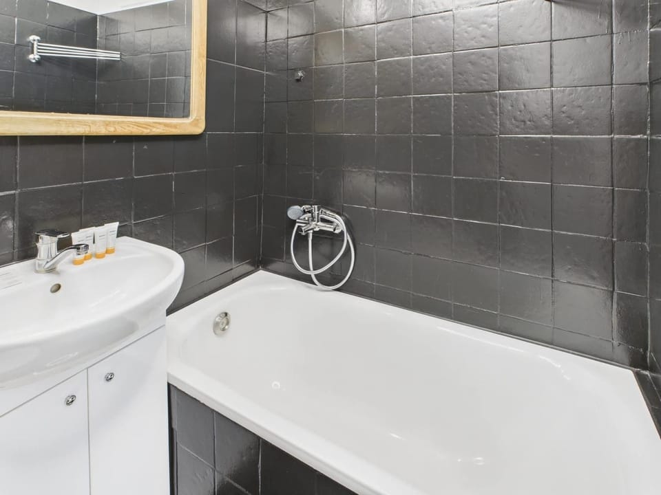 Bathroom, Bath