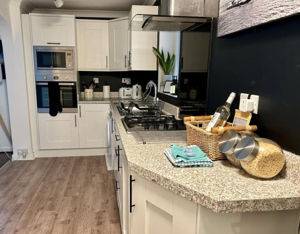 Garden Apartment by the Pier Apartment in Portsmouth
