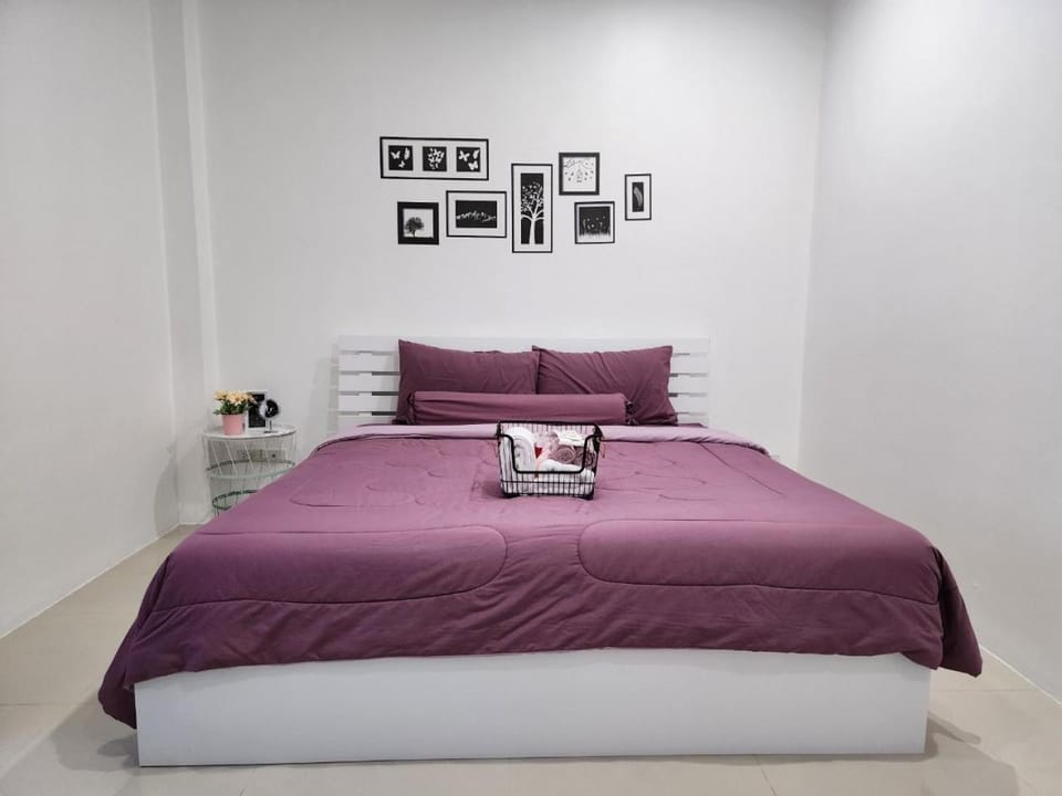 Baan Nimman 1 บ้านนิมมาน 1 Villa in Chiang Mai