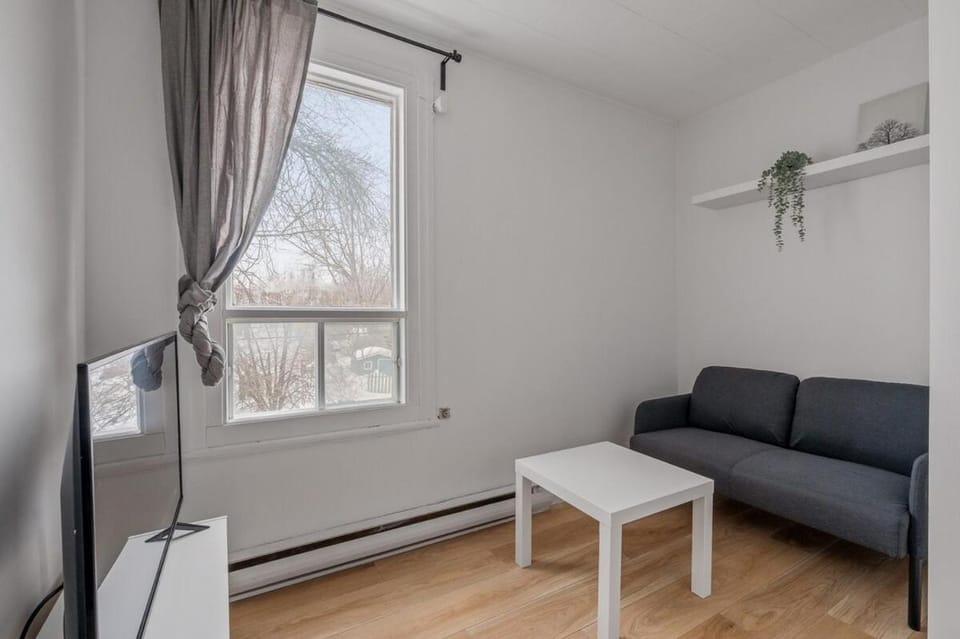 Le Petit Cozy, 1 CH, Bureau, Enfant-Jésus Apartment in Quebec City