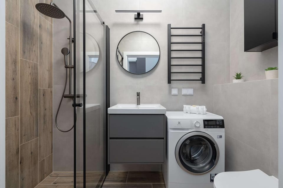 Bathroom, washing machine