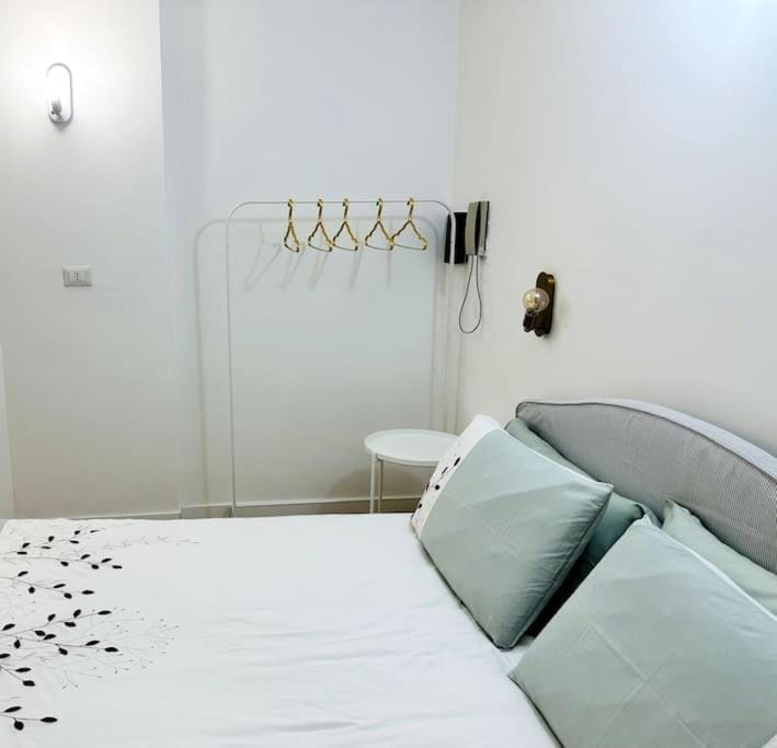 Bed, Bedroom, wardrobe