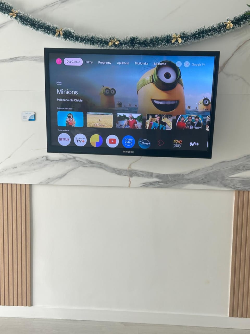 TV and multimedia, Evening entertainment