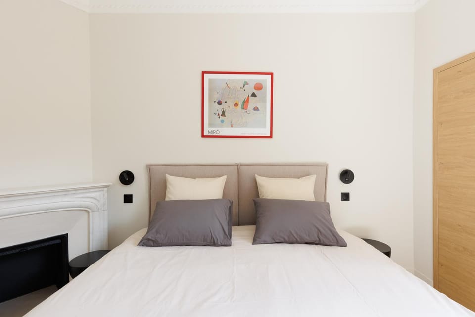 Bed, Bedroom, internet
