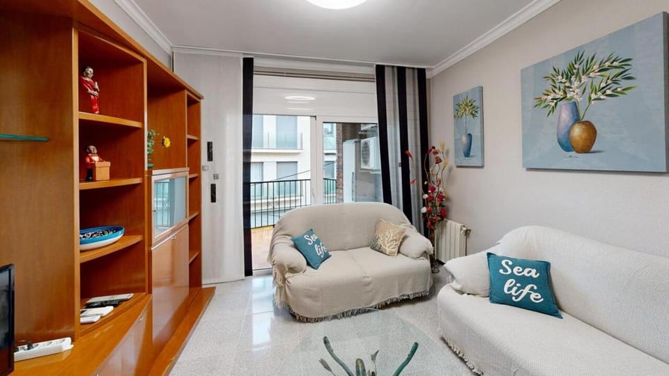 Library, Living room