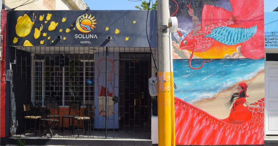 Facade/entrance, Logo/Certificate/Sign