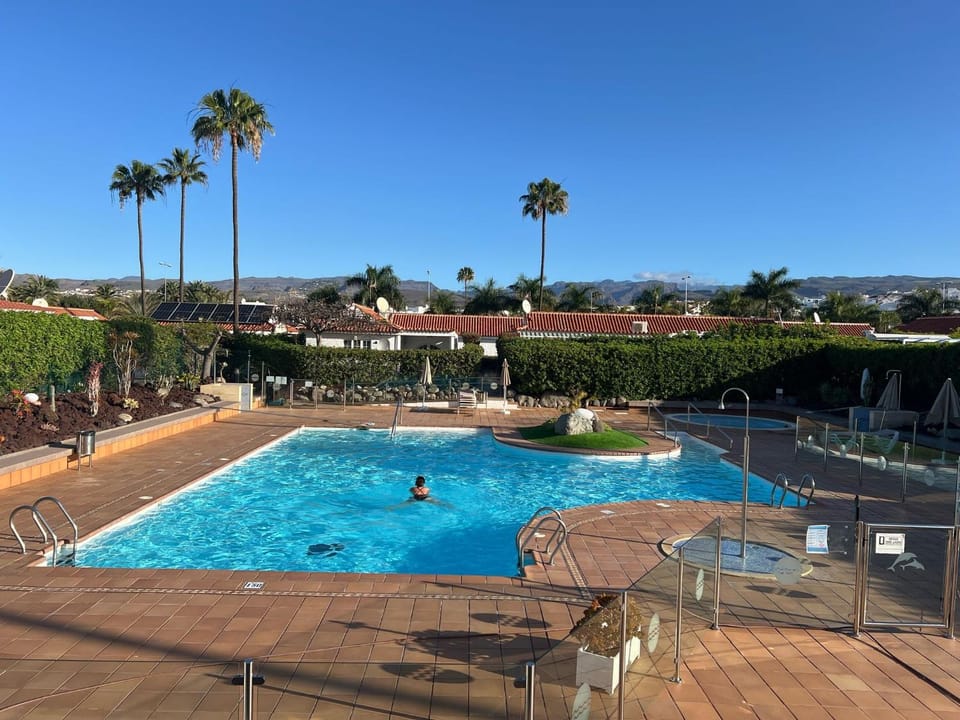 Pool view, Swimming pool