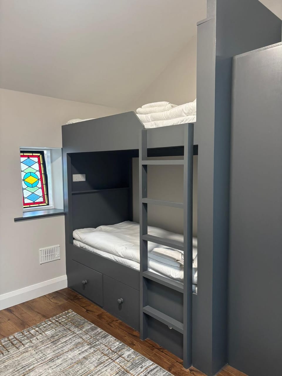 TV and multimedia, bunk bed, wardrobe