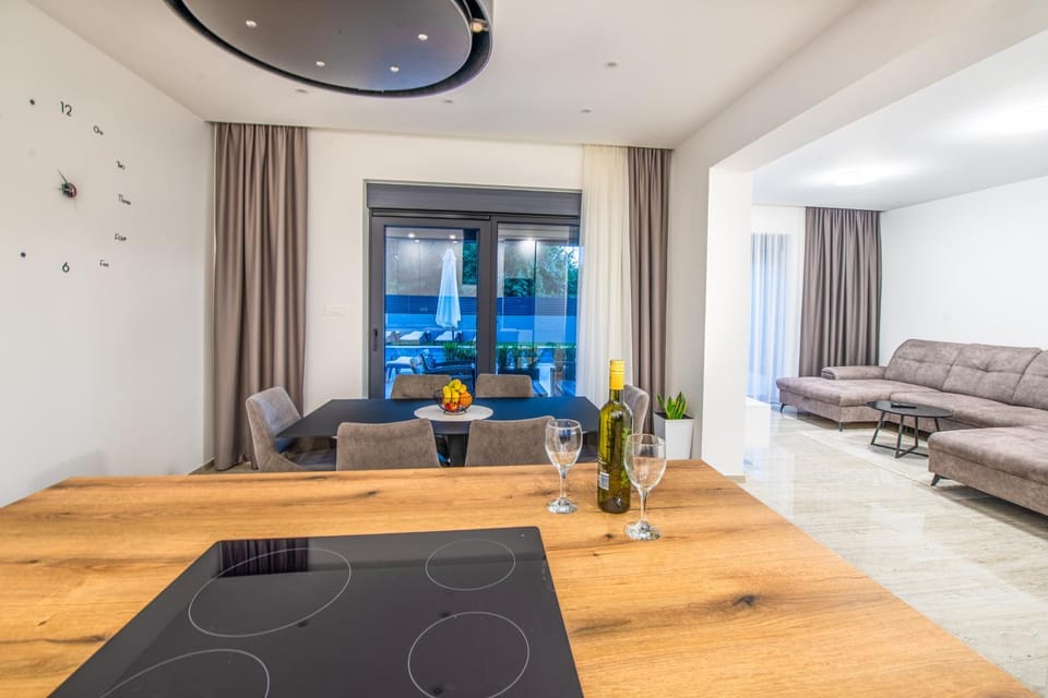 Sunny Oasis Apartment in Šibenik-Knin County, Croatia
