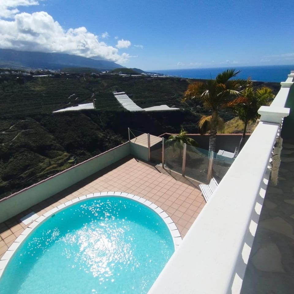 Sea view, Swimming pool