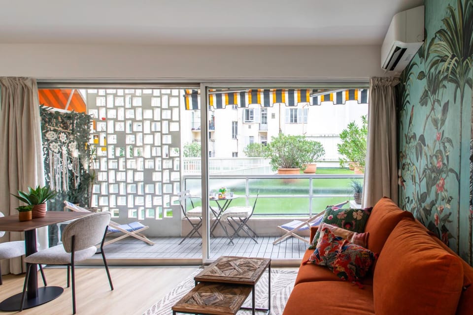 #40 Staywizus - Studio Luxembourg Promenade Swimming pool Roof top Apartment in Nice