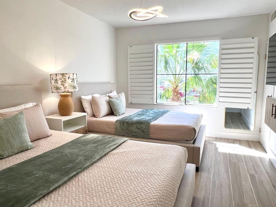Unit near Epic Universe and Universal Studios - free parking Apartment in Orlando