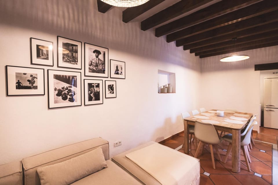 Seating area