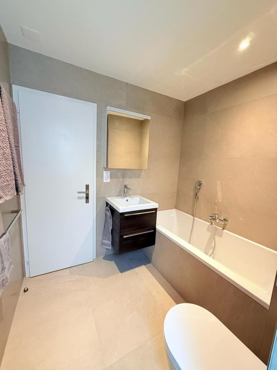 Bathroom, Bath