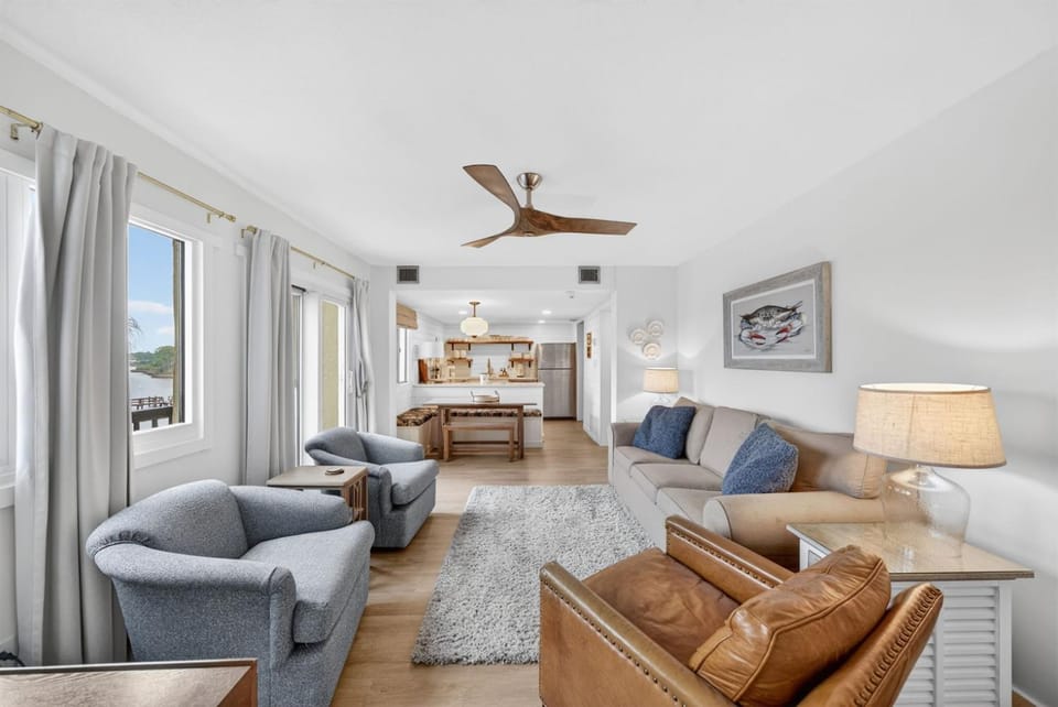 Emerald Inlet at Pinnacle Port House in Carillon Beach