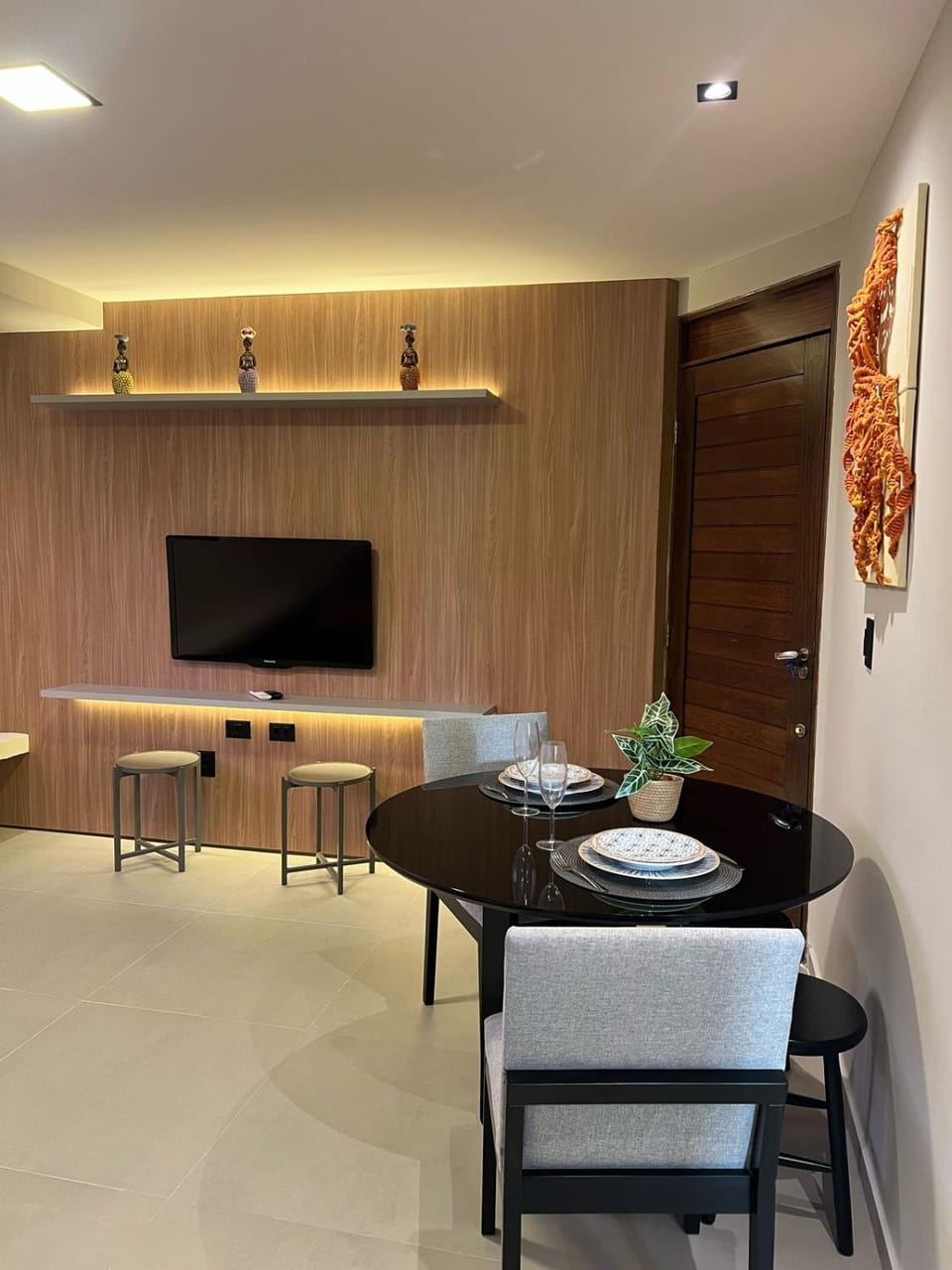 TV and multimedia, Living room, Dining area