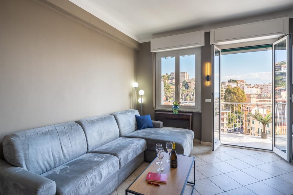 Balcony/Terrace, Living room
