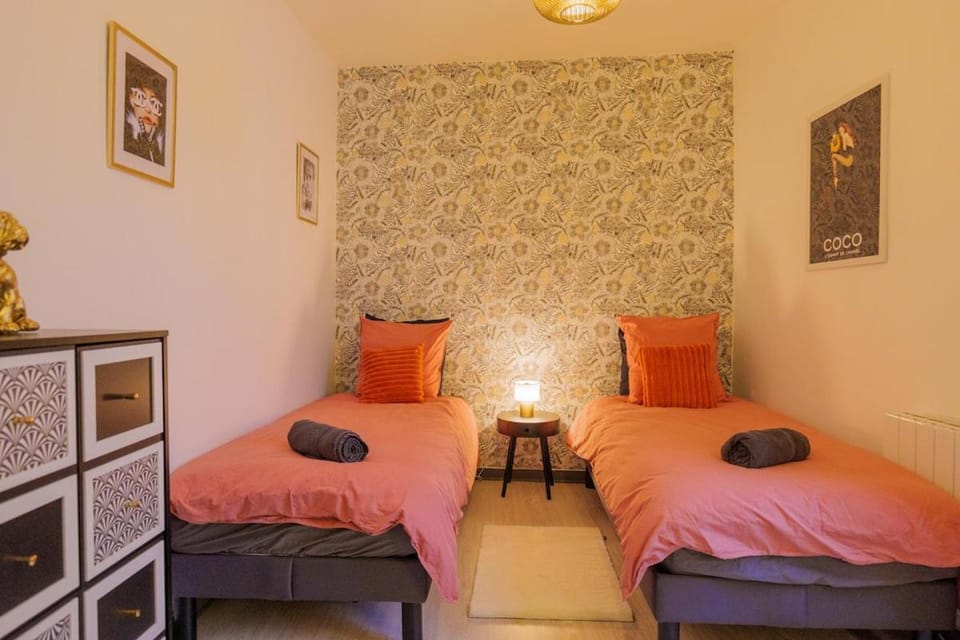 Le Cinq, Appartement de charme Place Saint Pierre Saumur Apartment in Saumur