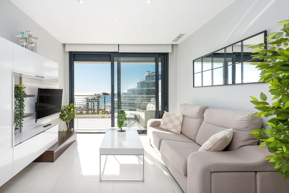 TV and multimedia, Seating area, Evening entertainment