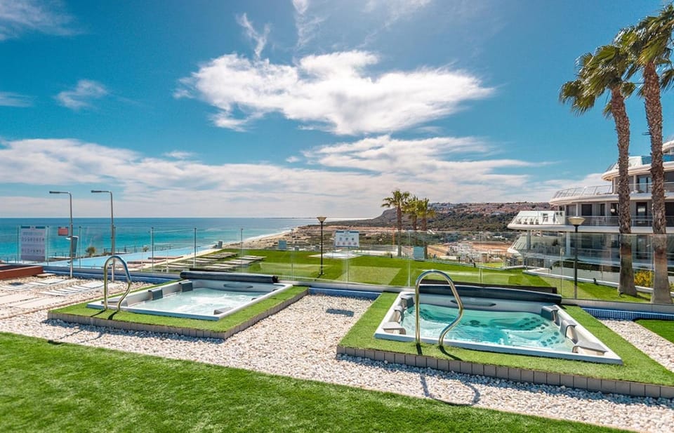 Garden, Sea view, Swimming pool