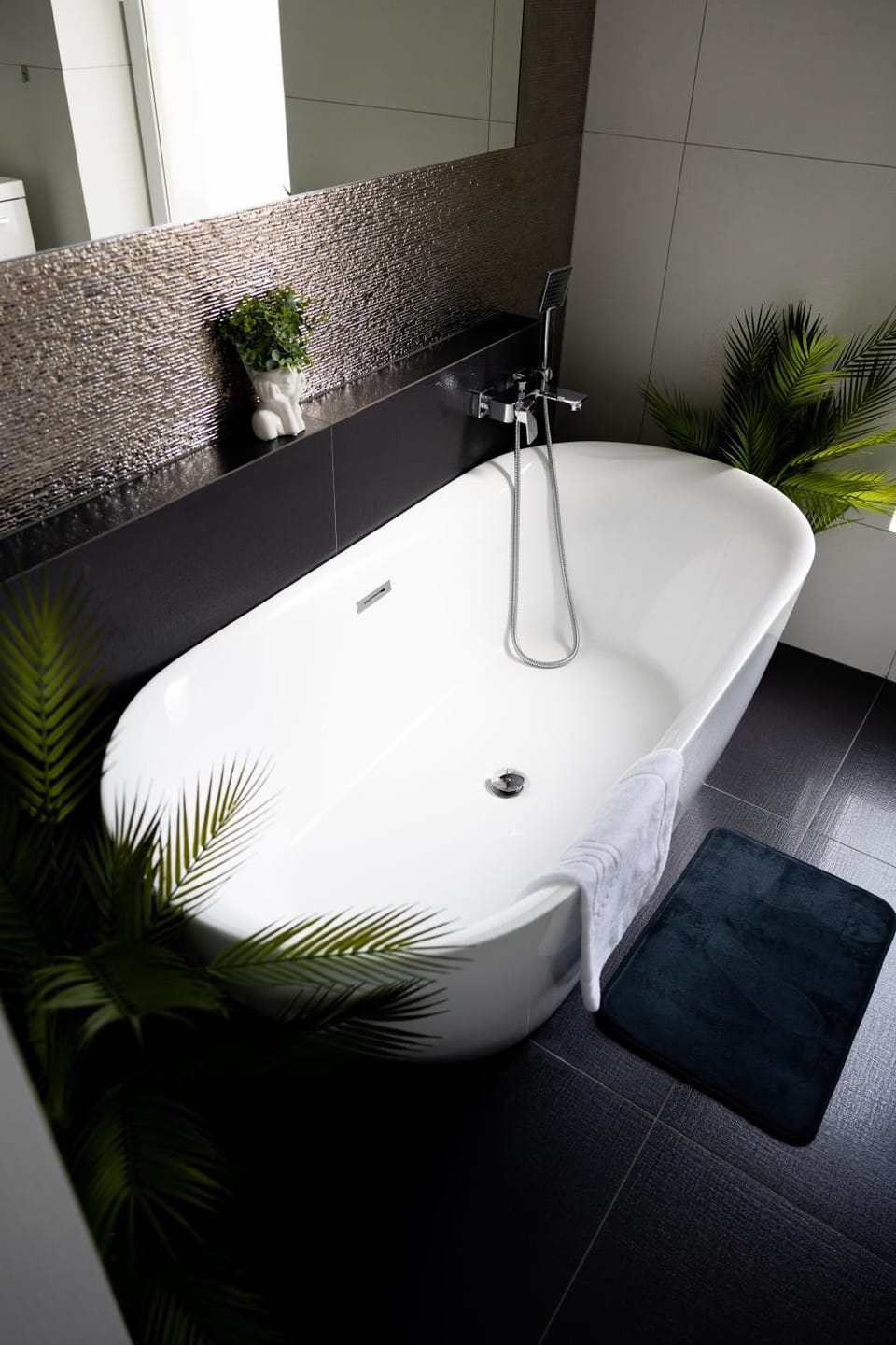 Bathroom, Bath