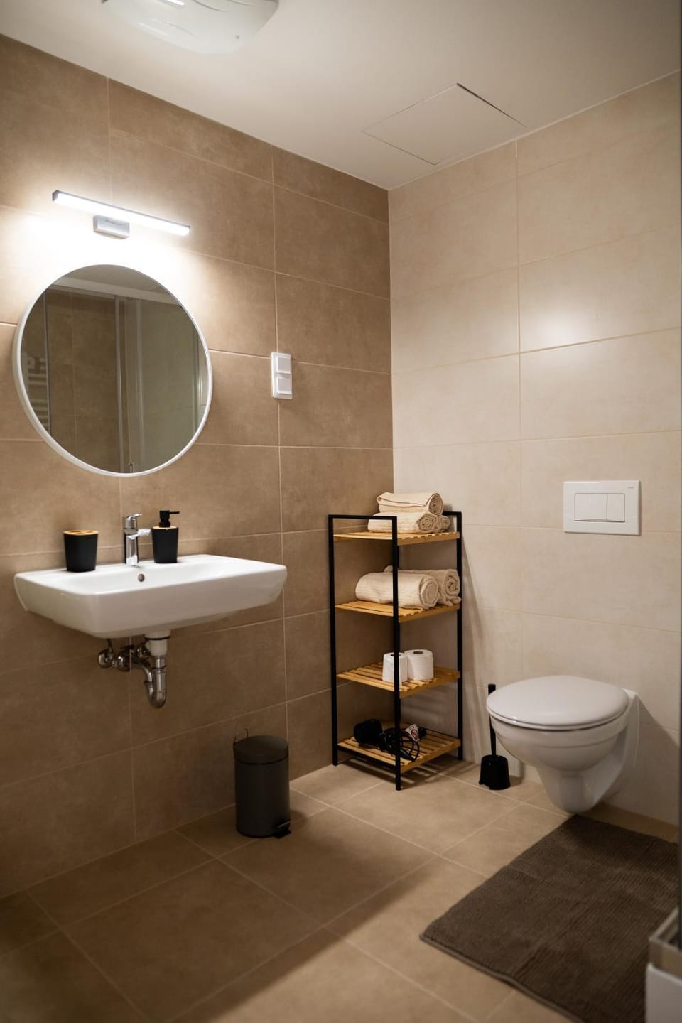 Shower, Toilet, Bathroom, hair dryier, towels