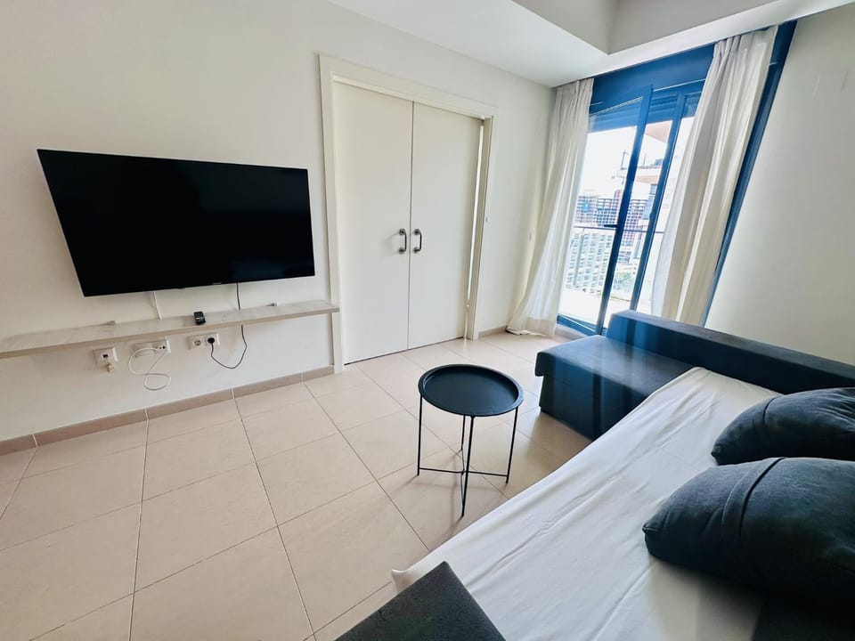 Communal lounge/ TV room, Living room