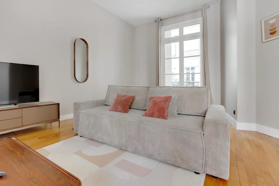 Grand appartement 1BR - Luxe Arc de Triomphe Apartment in Paris