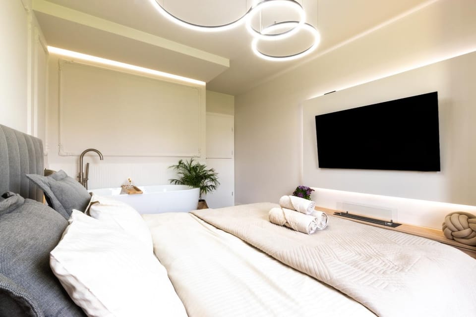 TV and multimedia, Bedroom