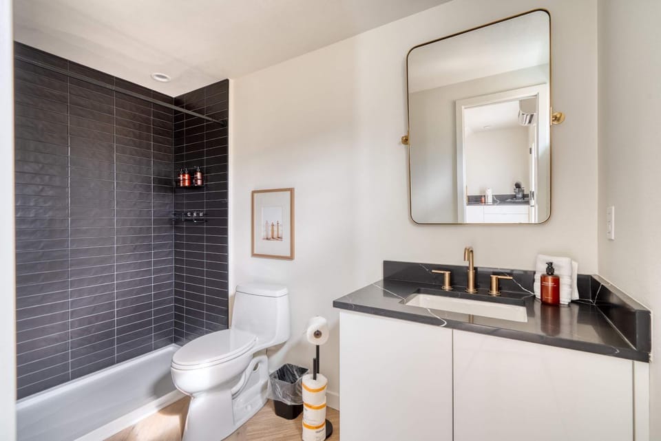 Stay Portland - Alberta Arts District Studio Suite Inn in Portland