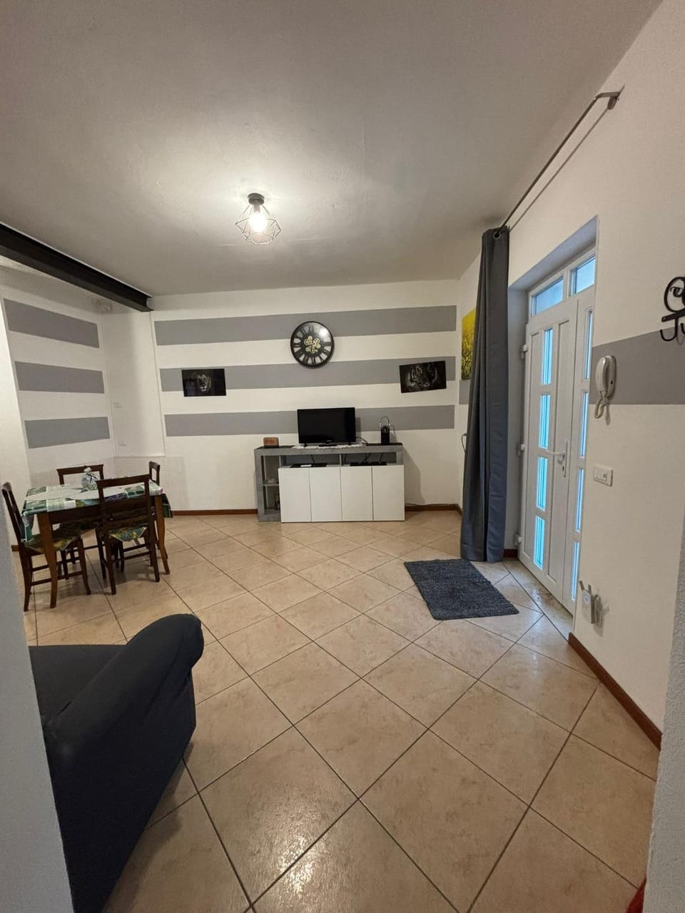 Property building, Living room