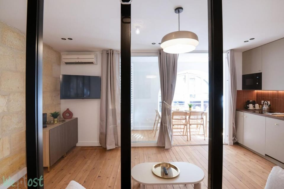 Sublime 2-bedroom apartment - Historical center Apartment in Bordeaux