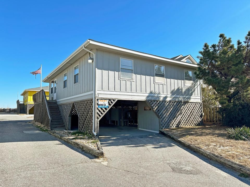N6913- Heidaway (Formerly Devlin's Roost) House in Nags Head