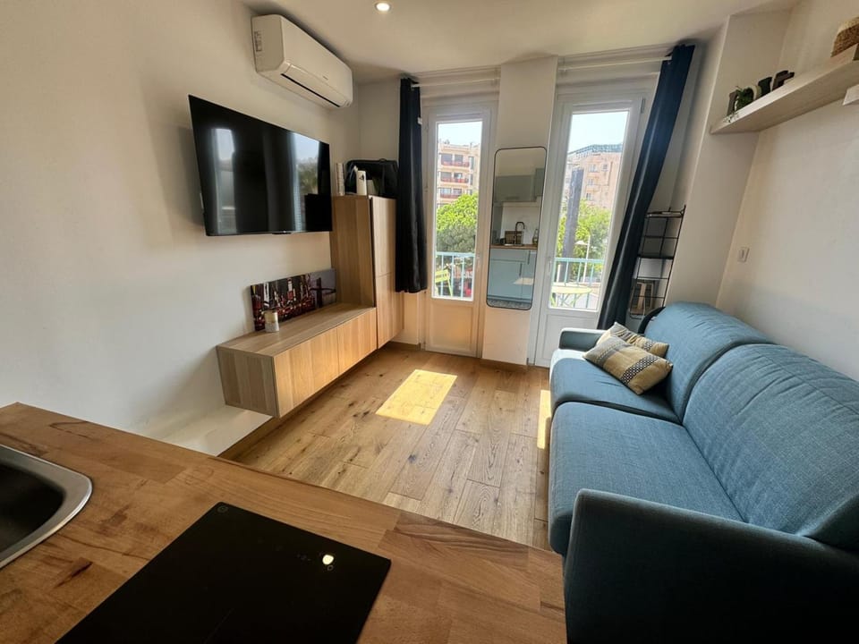 Résidence des Îles - Apt 2 Pers ultra Centre Apartment in Antibes