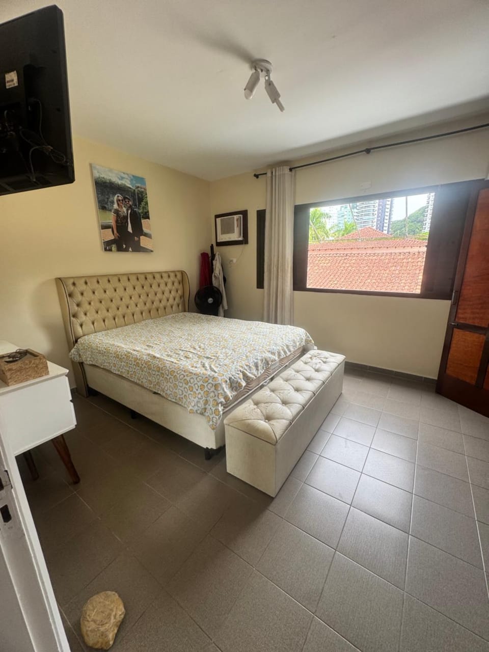 Bathroom, Photo of the whole room