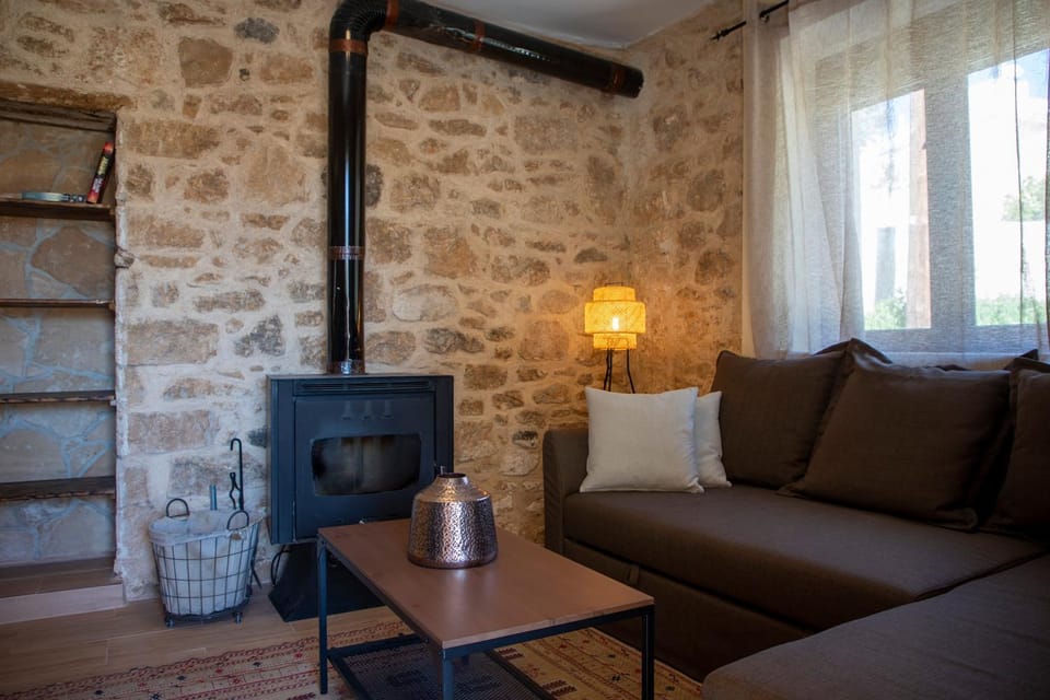 Gravel Aegina House Apartment in Islands
