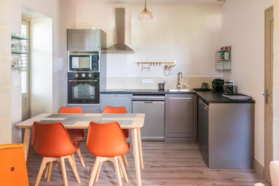 Maison 3 pièces - Dépendance du Château Apartment in Gennes-Val-de-Loire