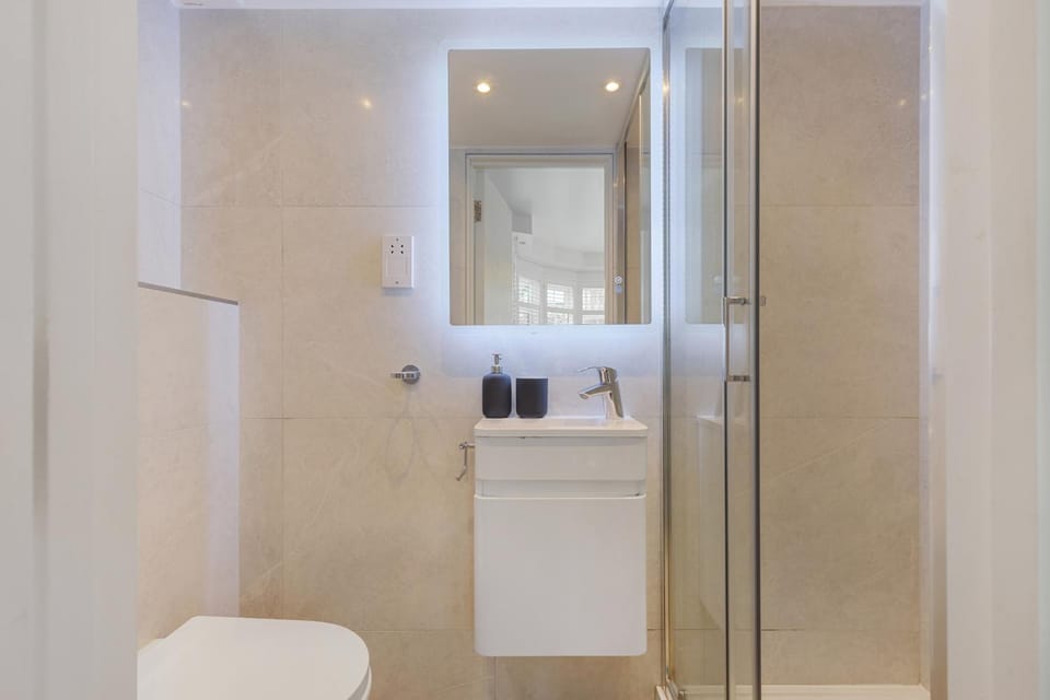 Cosy Studio Flat Apartment in London Borough of Camden