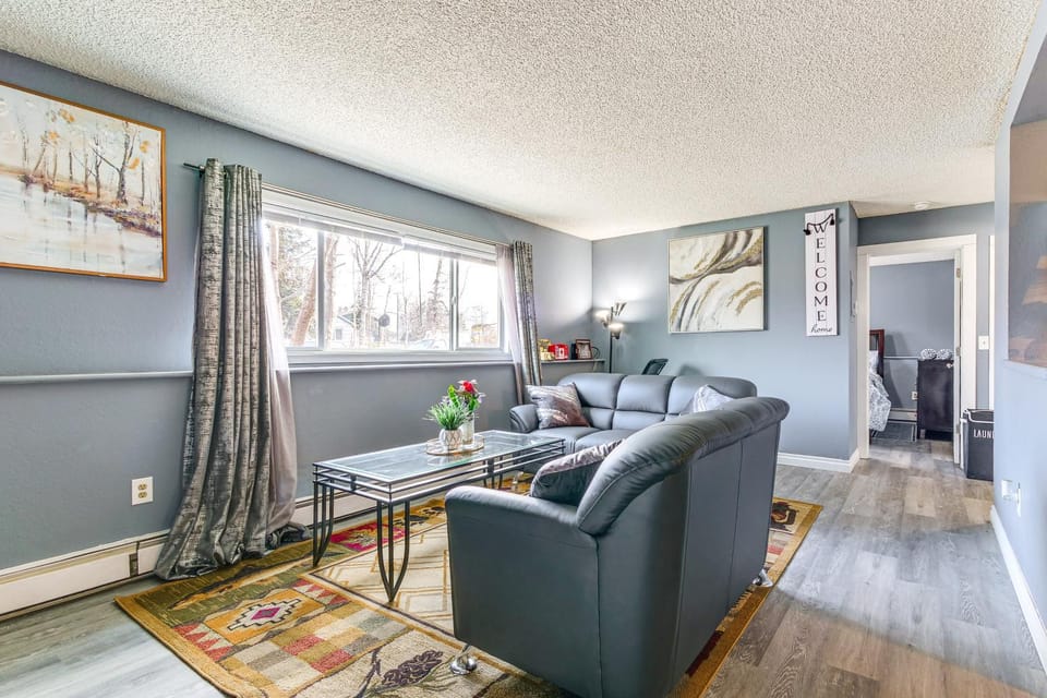 11 Mi to Kincaid Park: Convenient + Cozy Apt! Apartment in Anchorage
