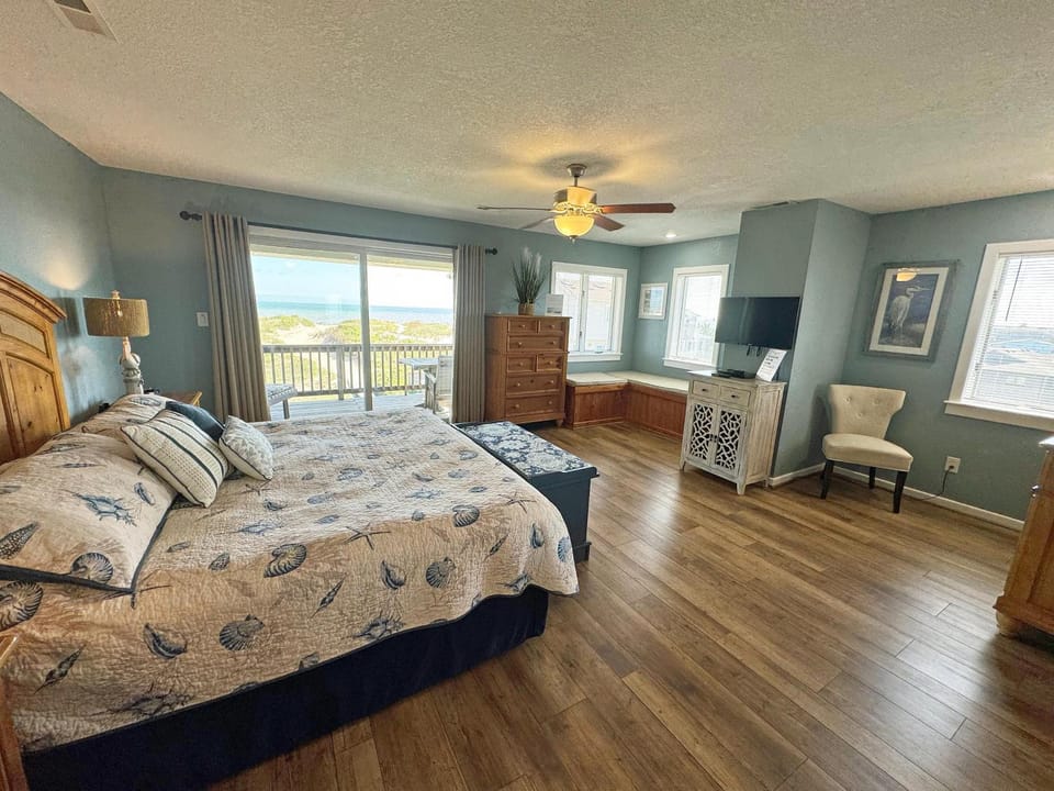 SN9615- Byrd's Nest House in Nags Head