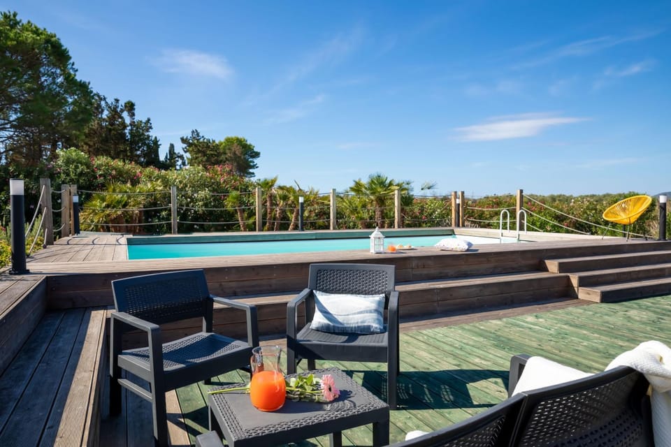 Pool view, Swimming pool