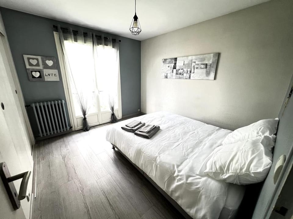 maison familiale 14 personnes House in Pays de la Loire