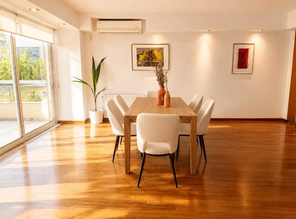 Decorative detail, Dining area
