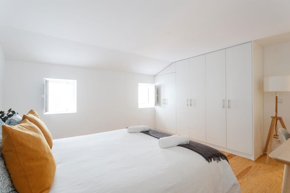 Bed, Photo of the whole room, Bedroom, wardrobe
