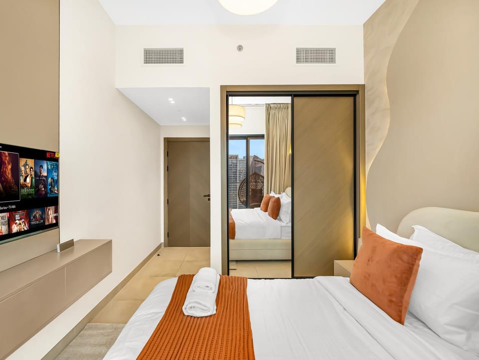 Bed, TV and multimedia, Evening entertainment, Bedroom, wardrobe