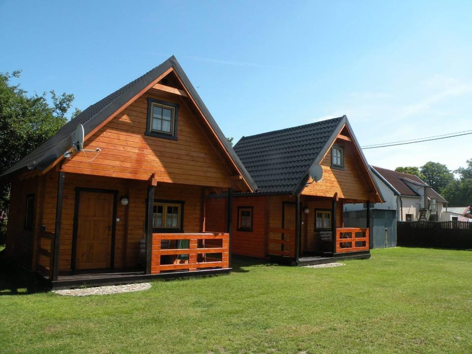 Property building, Facade/entrance, Garden