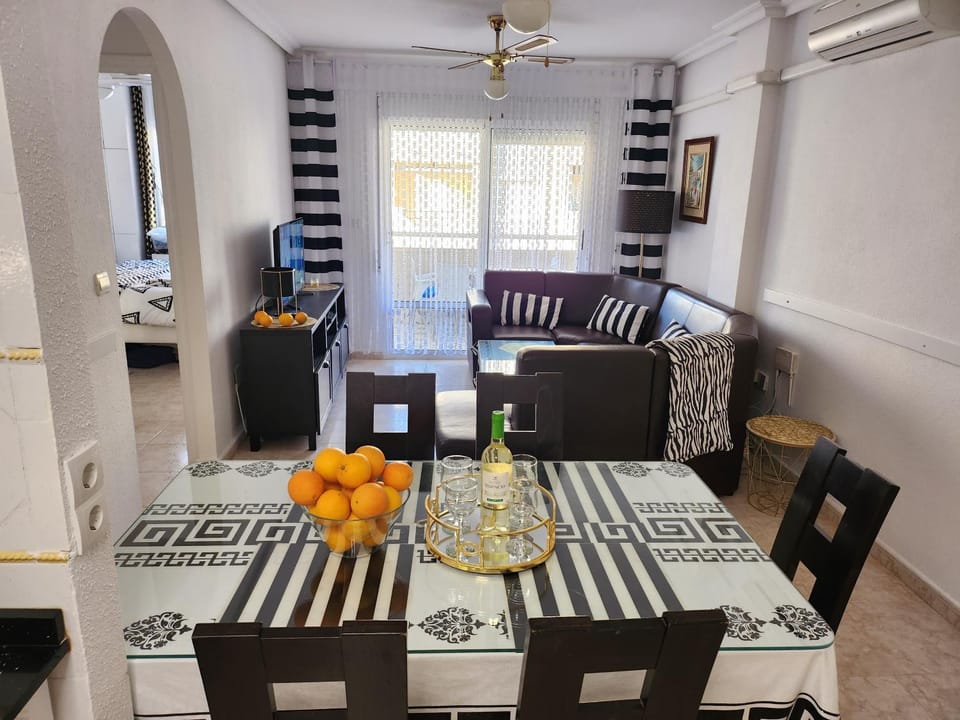 Apartament Pinada Beach Apartment in Torre La Mata