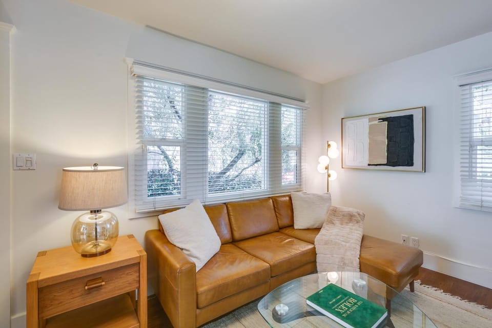 Yard & Grill! Cottage Near Balboa Park & Comic-Con House in San Diego