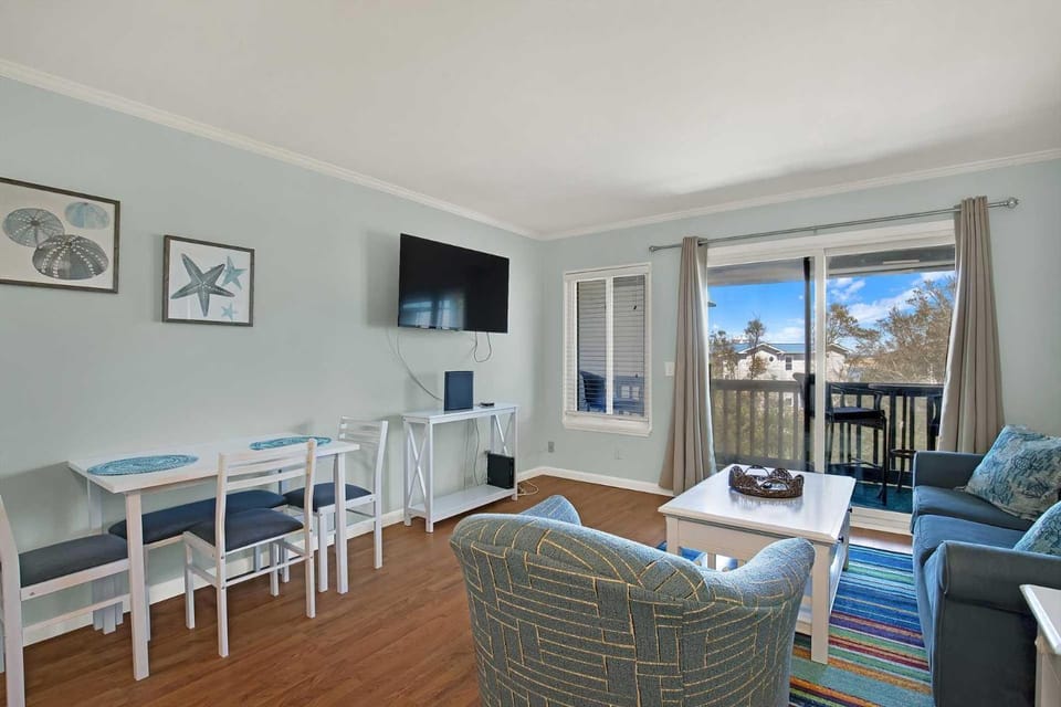 Savannah Beach & Racquet Club 324A House in Tybee Island